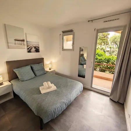 Le Petit Mimosa, Rdc, 3 Piscines, Proche Plages, 15mn Cannes